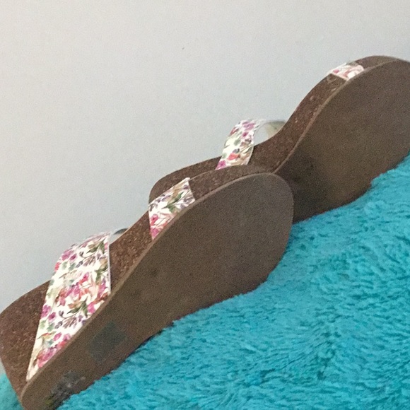 Blowfish sandal 👡 - Picture 3 of 3